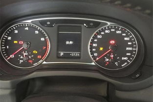 汽车仪表上出现小扳手报警灯的含义解析